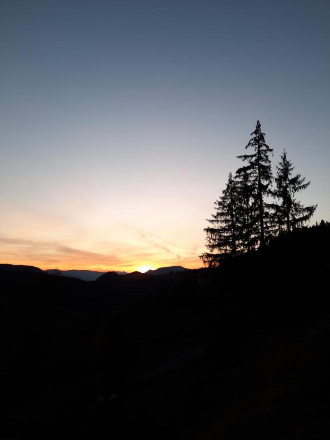 P-Zlatar, Apartman 3 Brdo Buitenkant foto