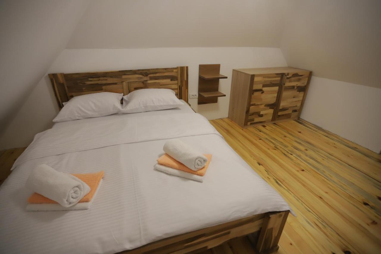 P-Zlatar, Apartman 3 Brdo Buitenkant foto